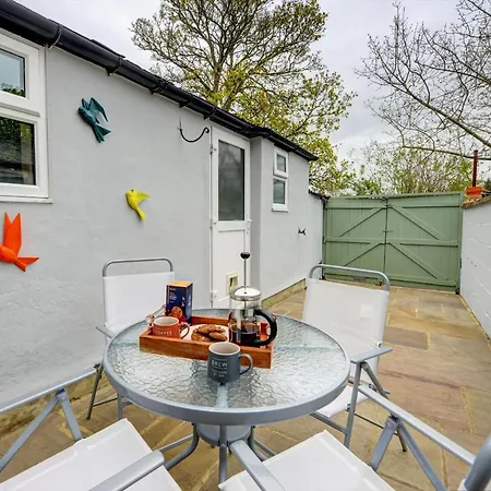 Kist Accommodates - Haig House, Holiday home