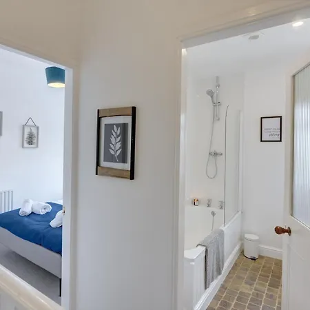 Kist Accommodates - Haig House,