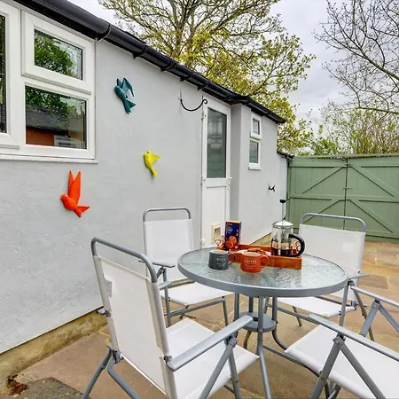 Kist Accommodates - Haig House, Holiday home